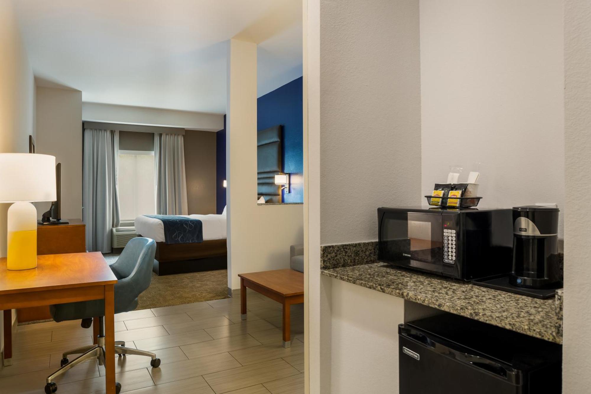 Comfort Suites Denham Springs Εξωτερικό φωτογραφία