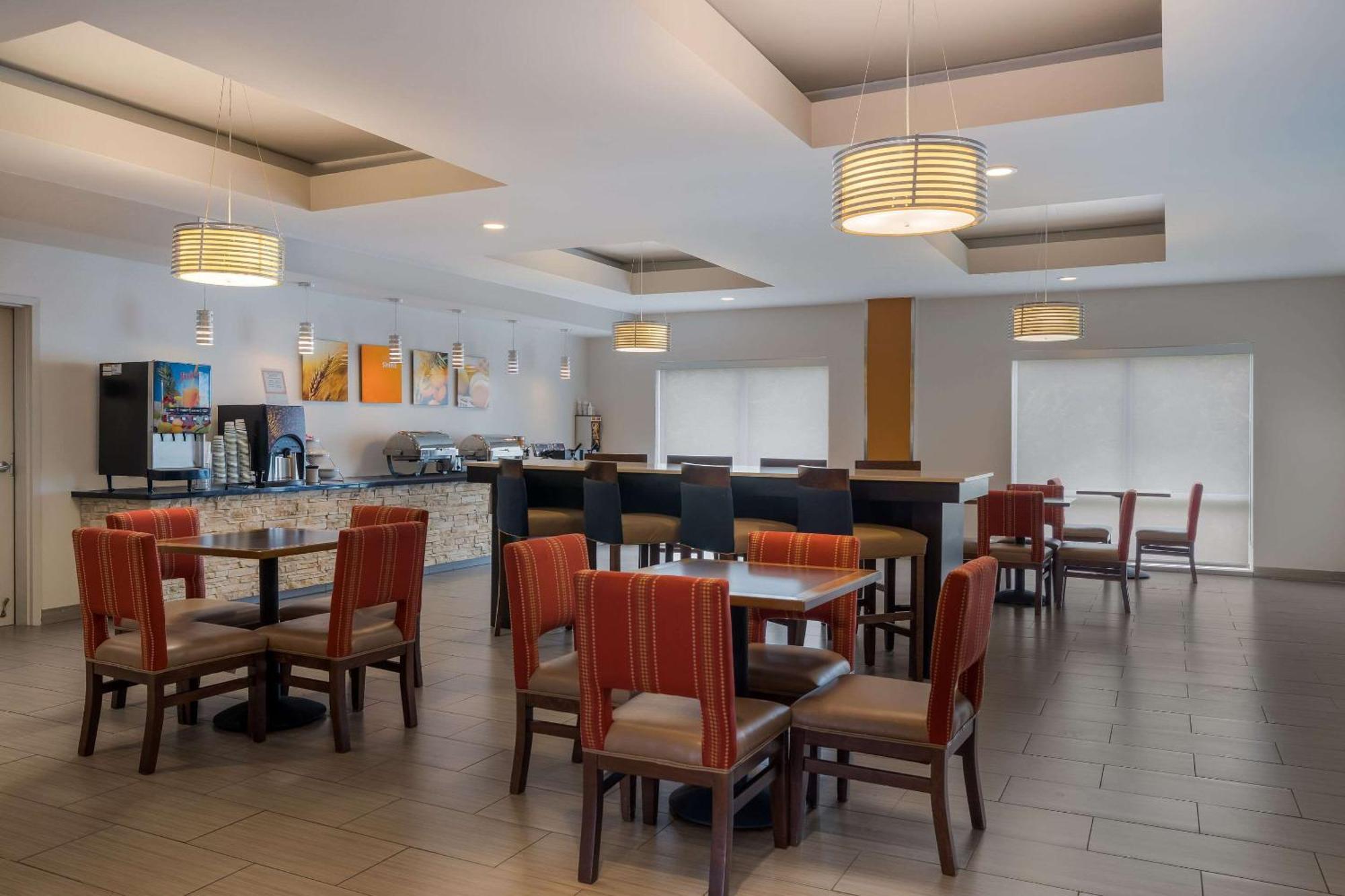 Comfort Suites Denham Springs Εξωτερικό φωτογραφία