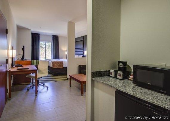 Comfort Suites Denham Springs Εξωτερικό φωτογραφία
